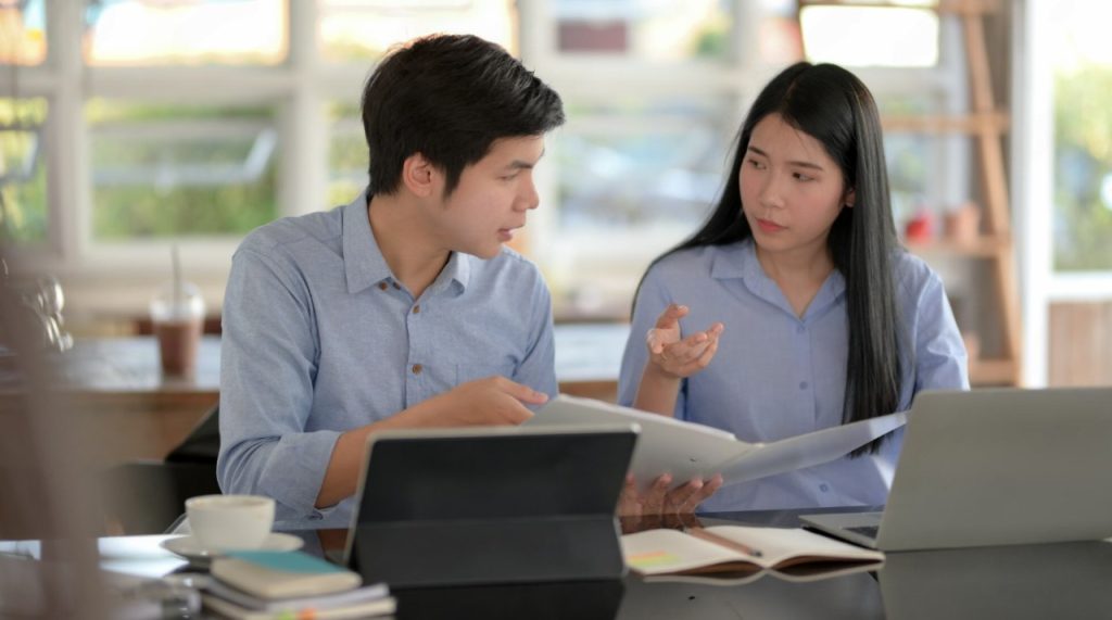 Trước khi booking, cần xác định những thông tin nào?